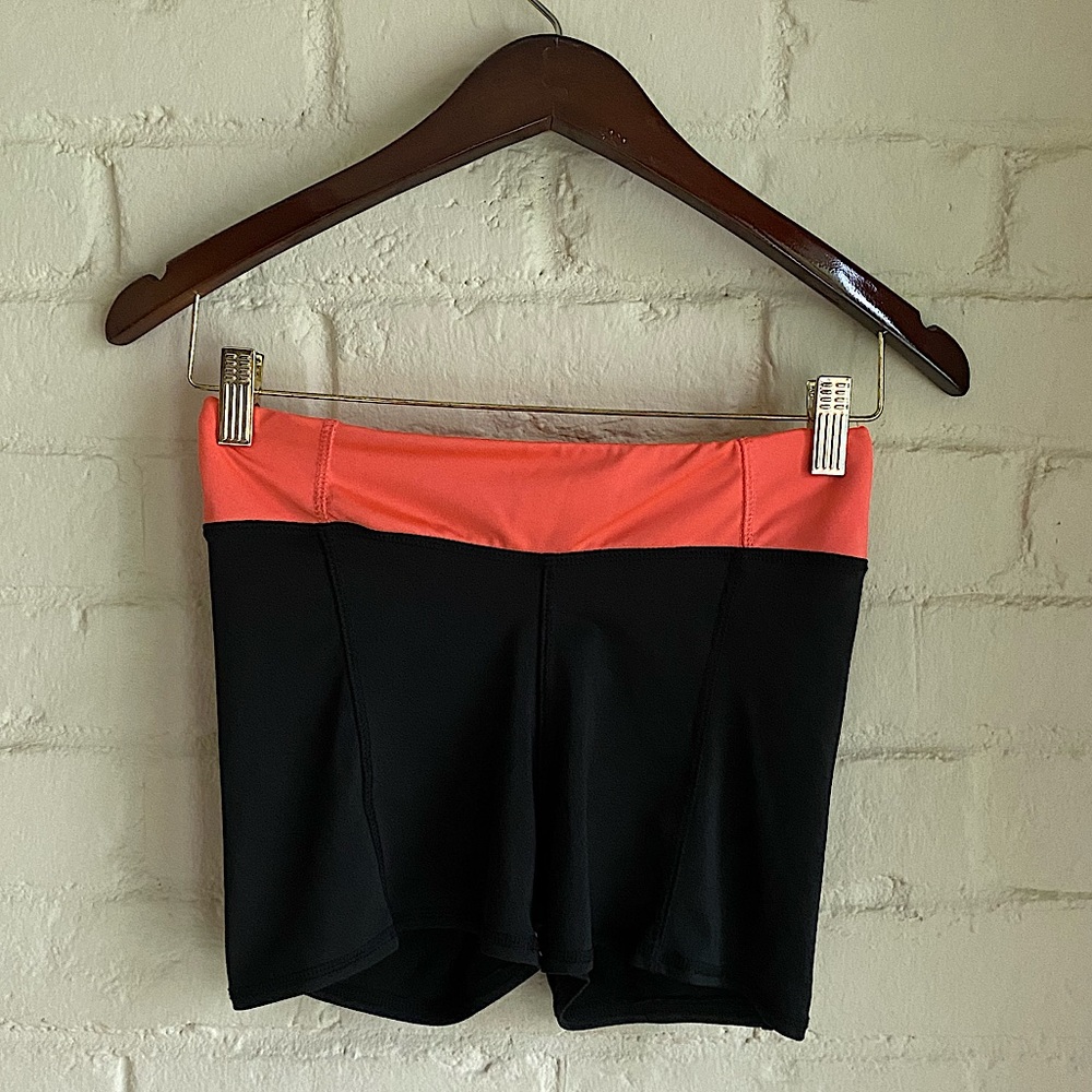 Body Central size small spandex athletic compression shorts salmon color